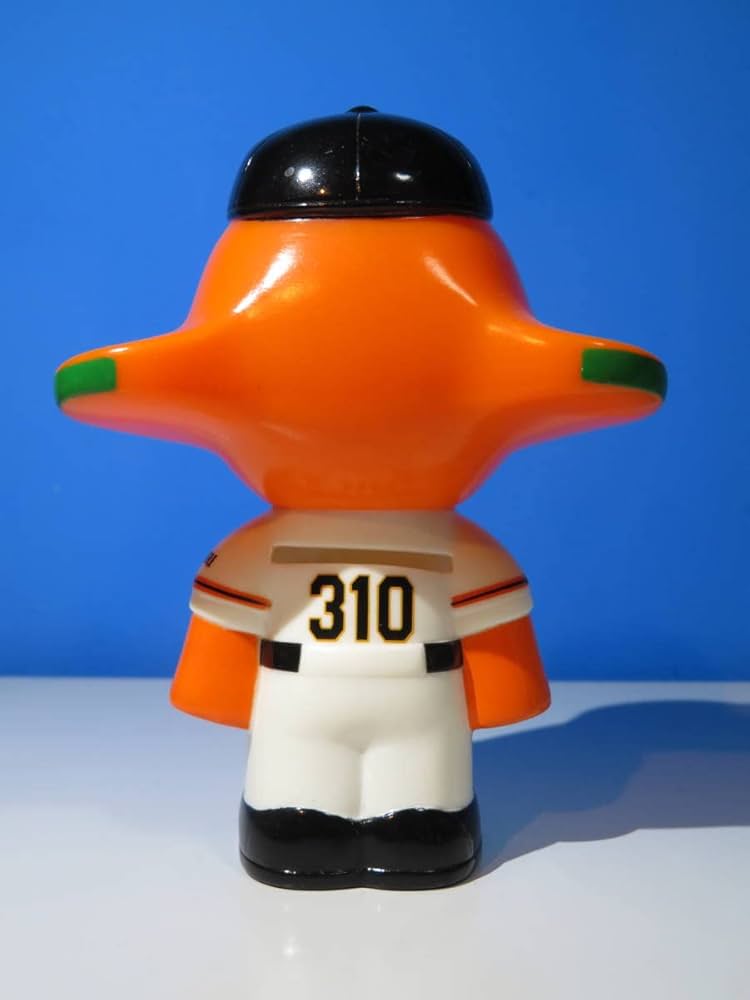 Amazon.co.jp: Yomiuri Giants: Soft Vinyl Figure (Piggy Bank